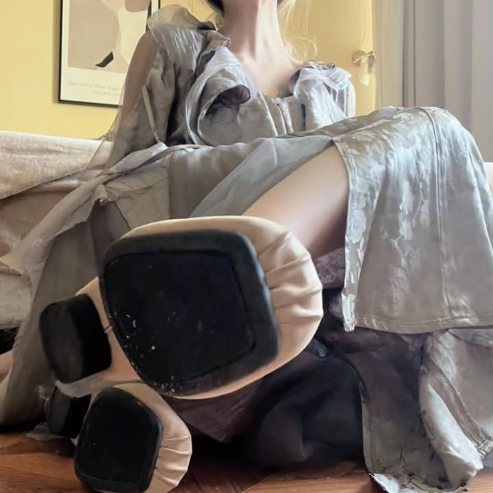 观音大人 – 芭蕾舞鞋楼道挑战